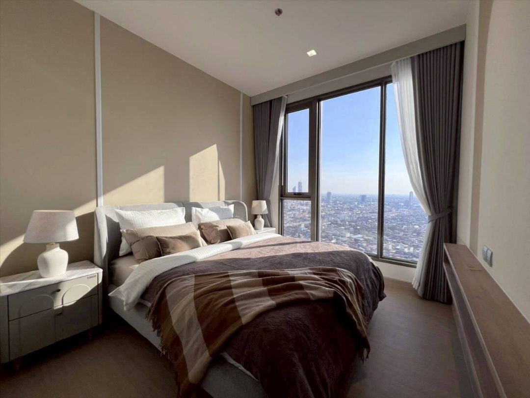 ริธึ่ม เจริญกรุง พาวิลเลี่ยน