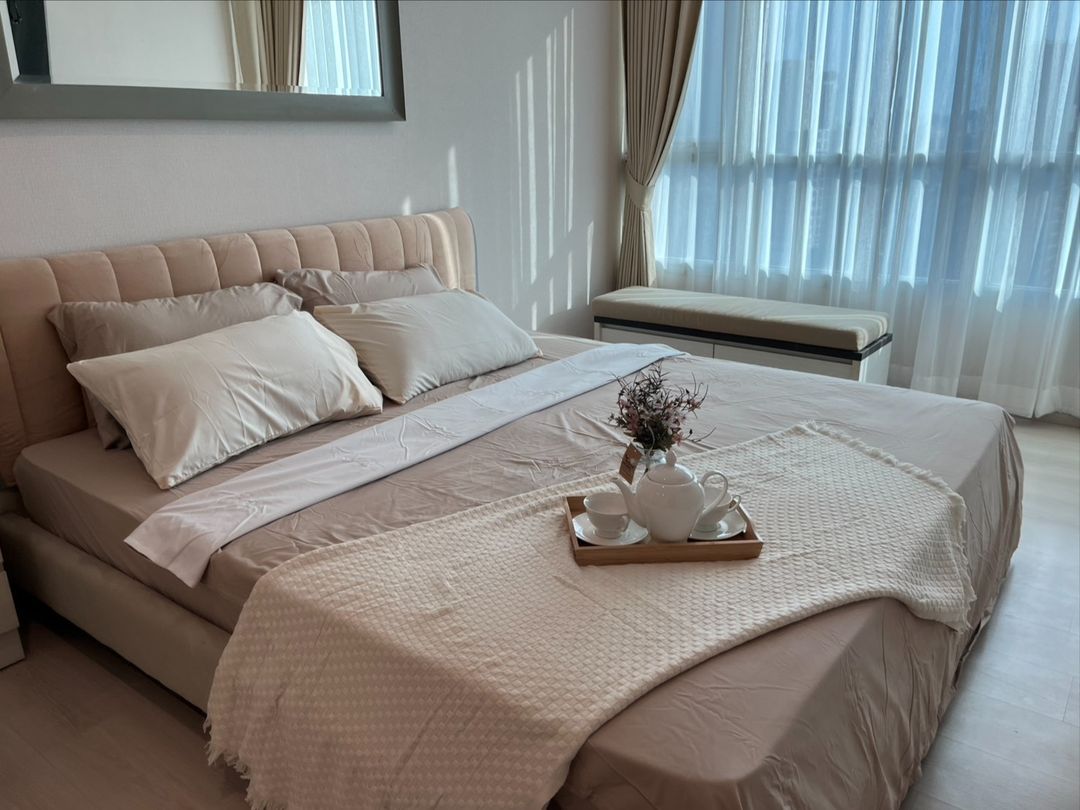 ไลฟ์ รัชดาภิเษก